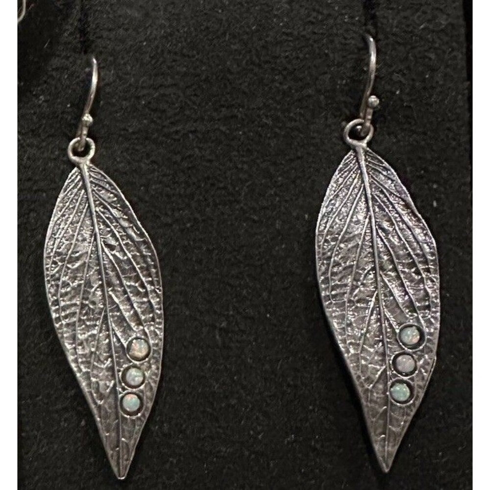 Lovely ISRAEL 925 Silver Vintage Modernist Detailed  Leaf  Fire Opal Earrings